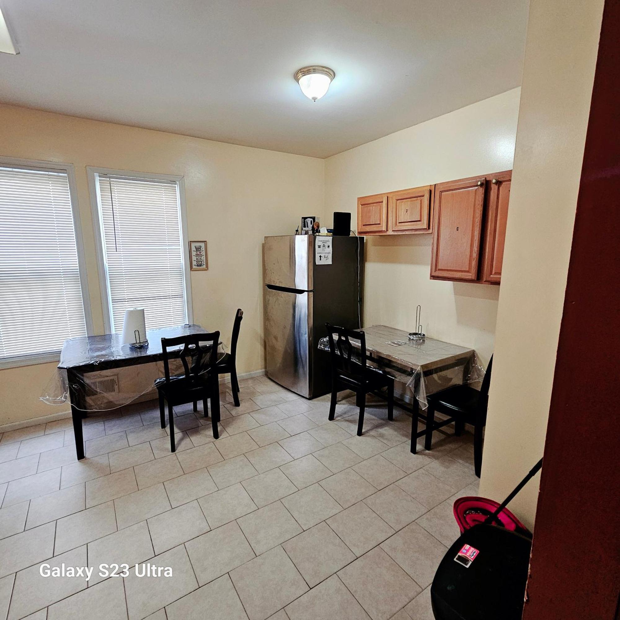 Divine Villa & Resorts Guest House - 283 Lehigh Ave Newark Exterior foto